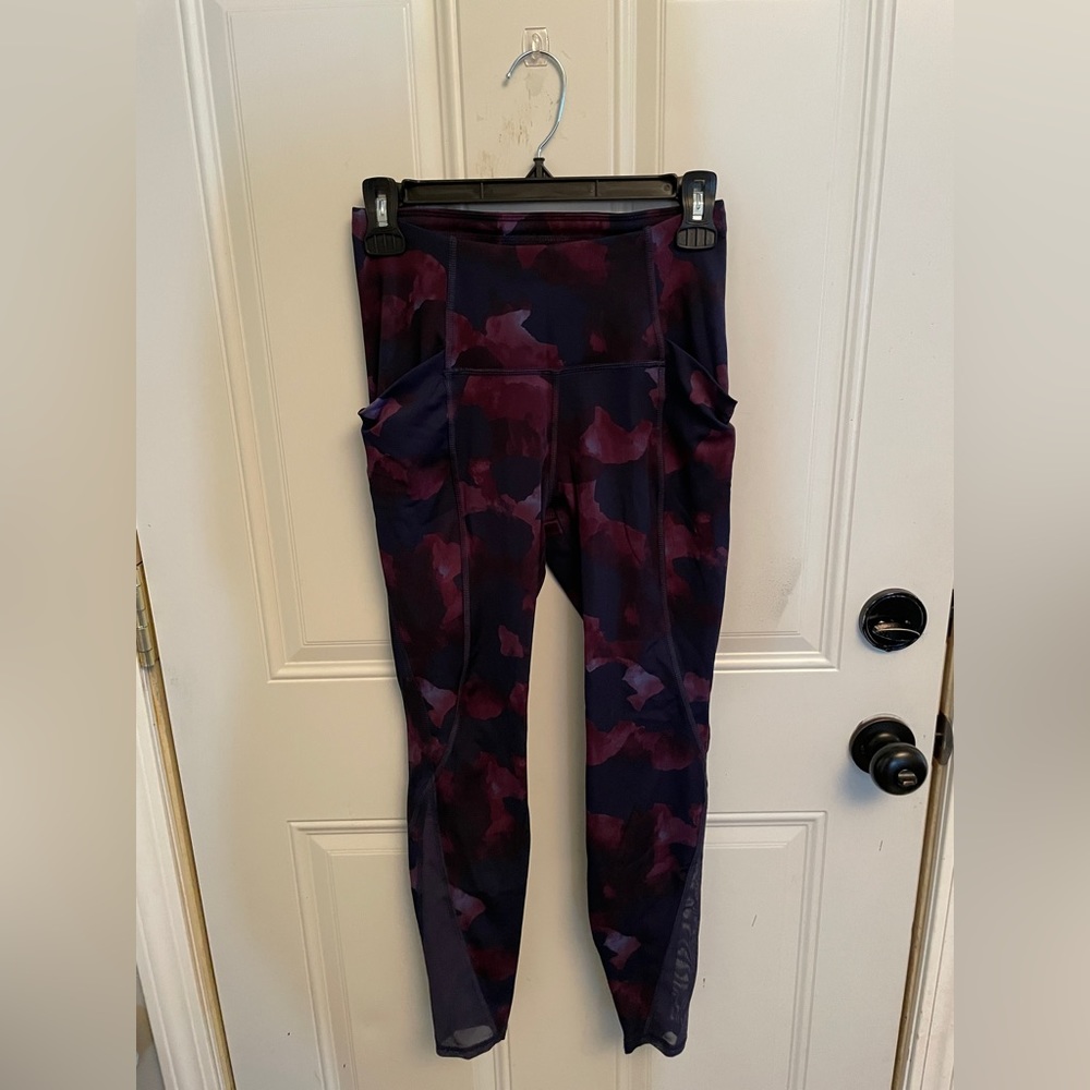 All in Motion Leggings - size small